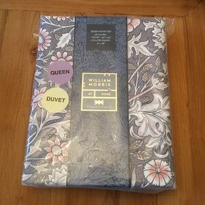 William Morris Queen Duvet Set ‘Double Bough’ Heather
